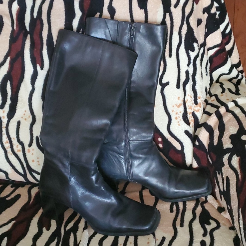 Vintage 9 West knee length boots